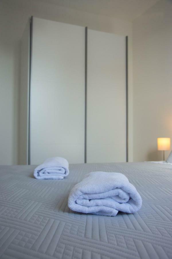 Apartments Melody Mandre Bagian luar foto